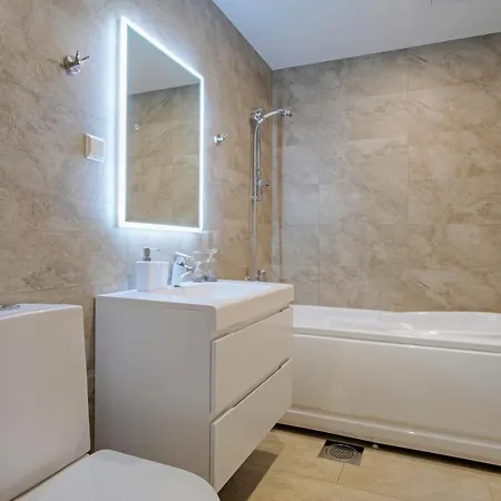 Foorum Penthouse Next To The Old Town Tallin