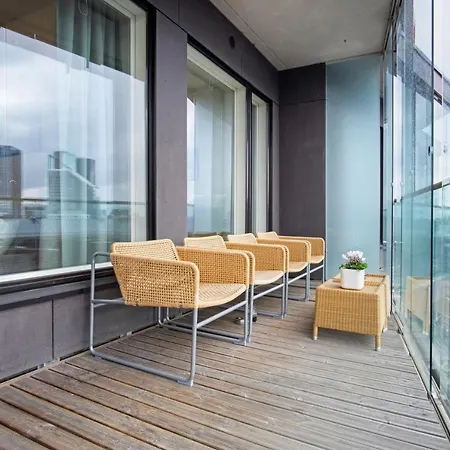 Foorum Penthouse Next To The Old Town *